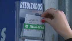 mega-sena:-71-apostas-da-regiao-acertam-a-quadra;-premios-ultrapassam-r$-70-mil